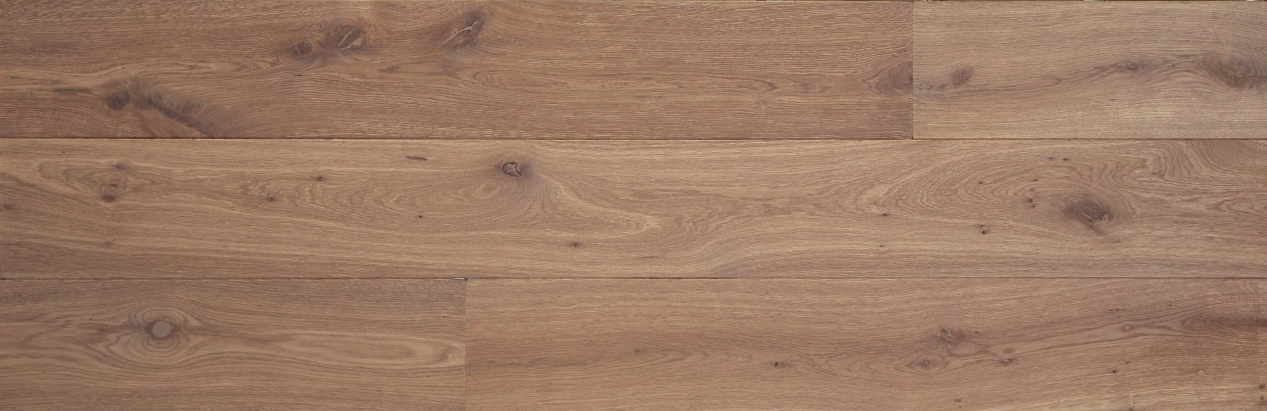 Parquet vieilli chêne fumé harmonie, 16/4x180x500 à 2000 - brut pré-poncé