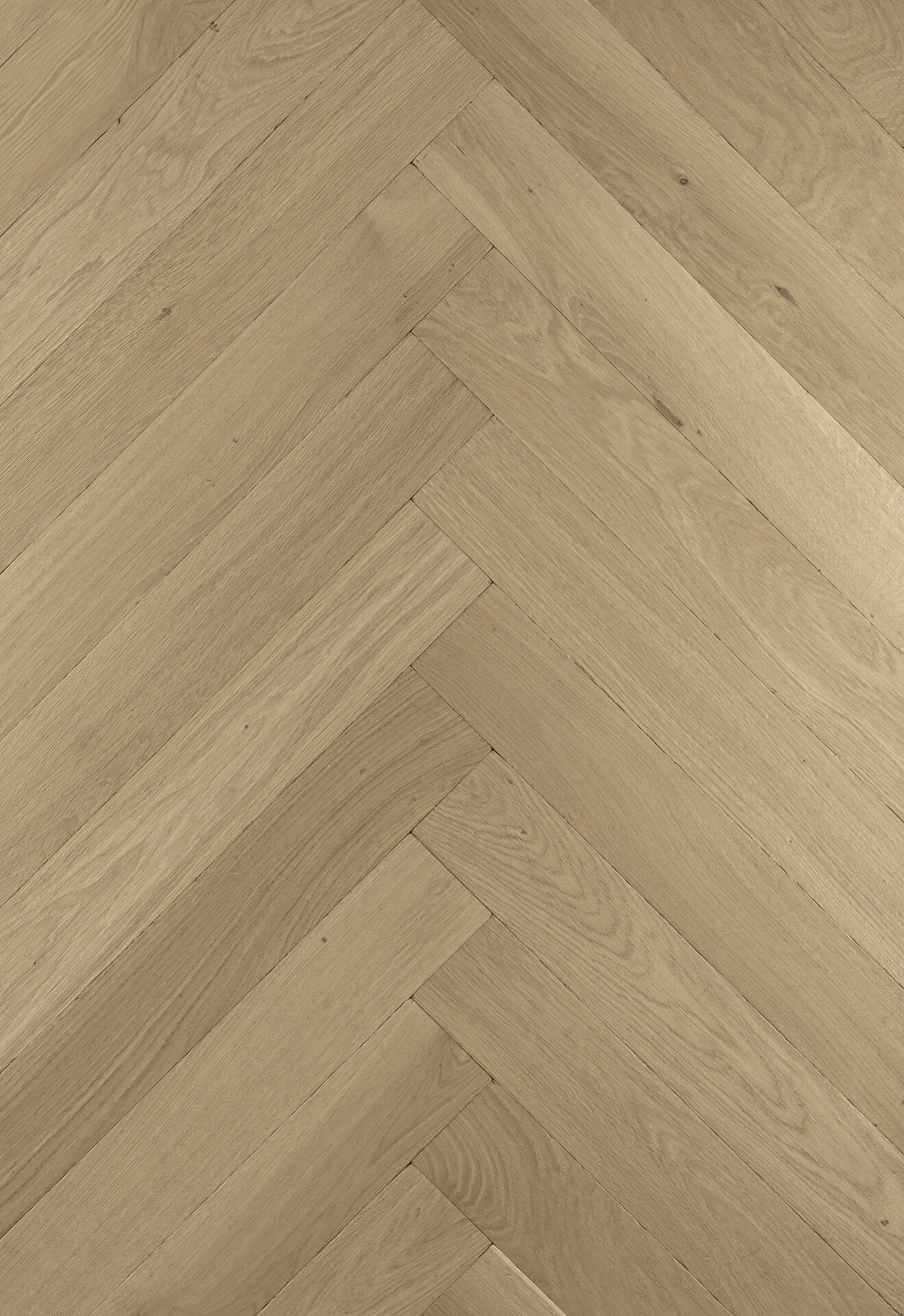 Parquet vieilli bâtons rompus chêne bois brut blanchi harmonie - 16x100 - huilé