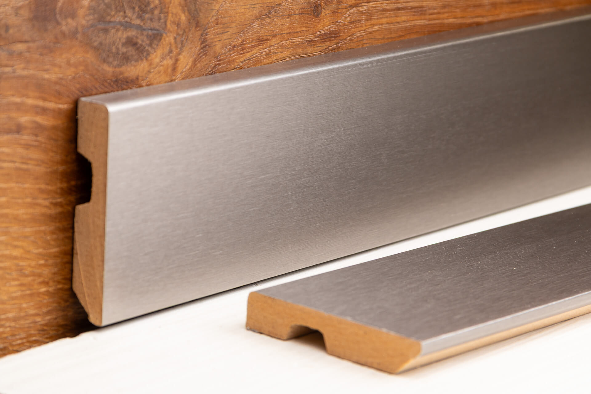 plinthe revêtue aluminium